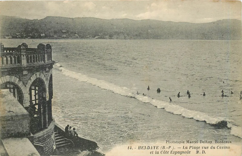 Hendaye (B.-P.) — Blick auf den Strand vom Casino und die spanische Küste — Phototypie Marcel Delboy, Bordeaux - Vorderseite