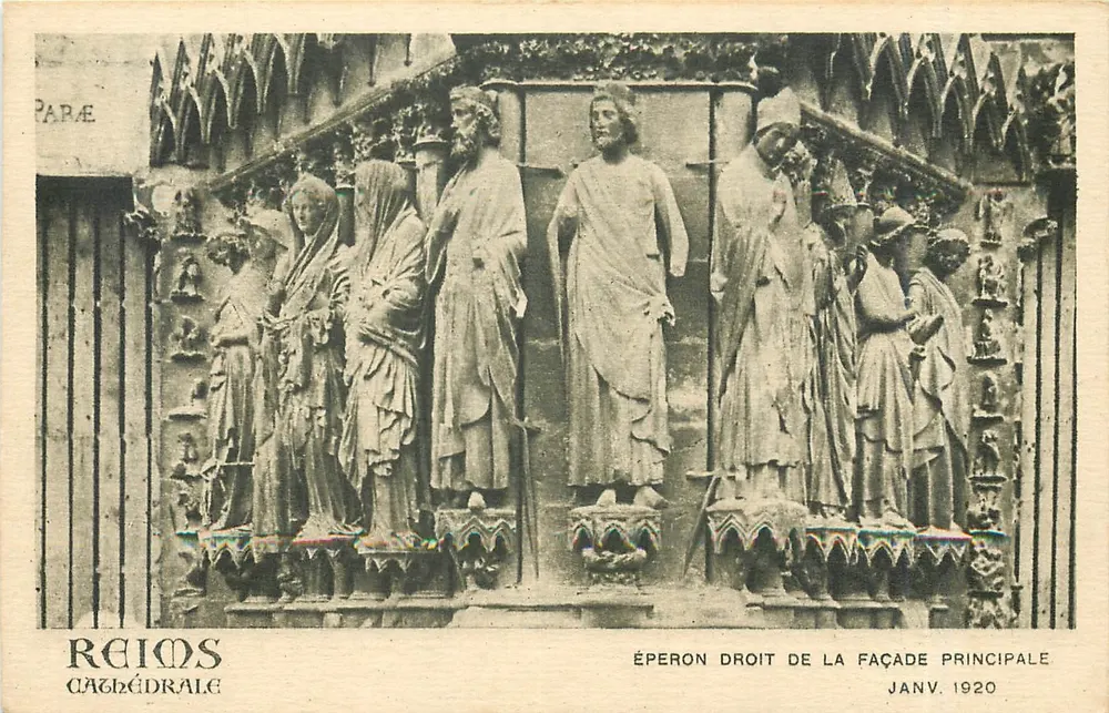 Reims - Cathédrale — Éperon droit de la façade principale — Éditeur : P. P. A. (Reims) n° 27 - Recto