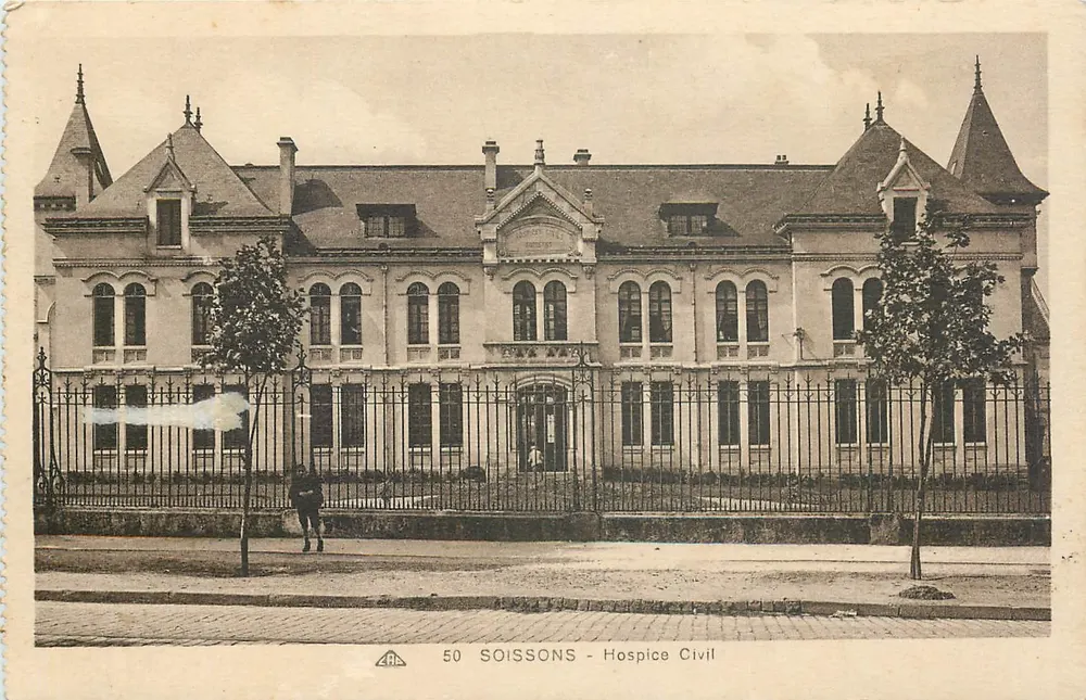 Soissons - Hospice Civil — editor A.P.C. n°50 - Frente