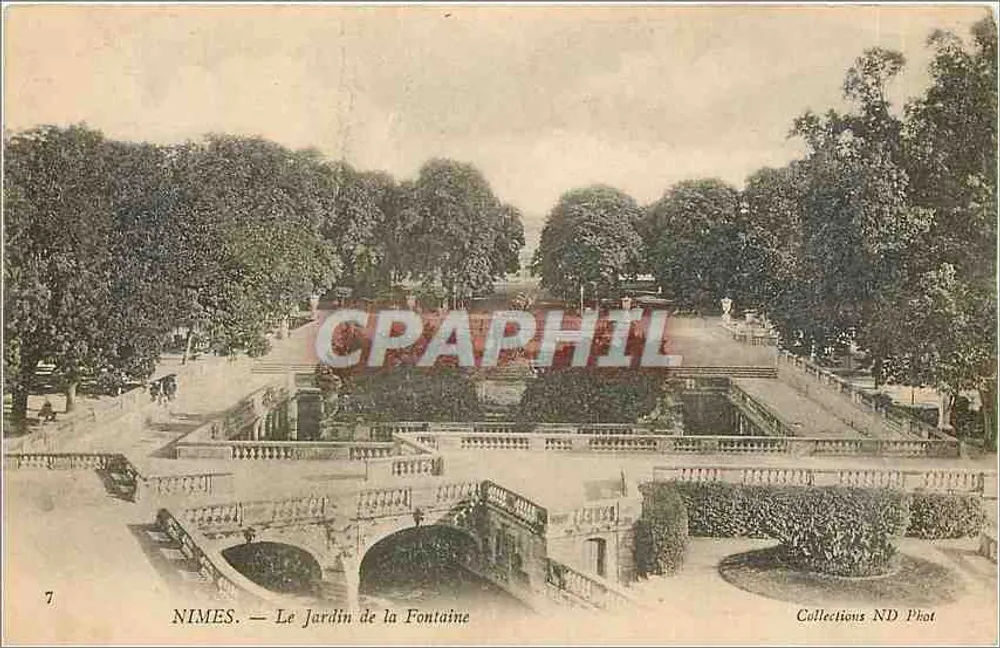 Nîmes — Le Jardin de la Fontaine — Collections ND Phot - Recto