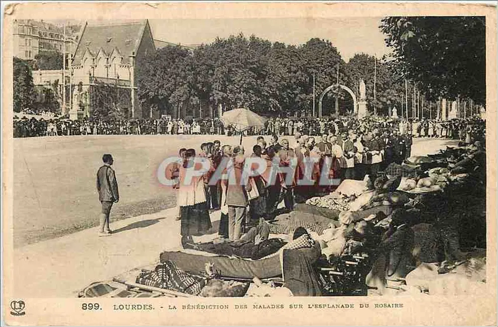 Lourdes - Die Segnung der Kranken auf der Rosenkranz-Esplanade - Vorderseite