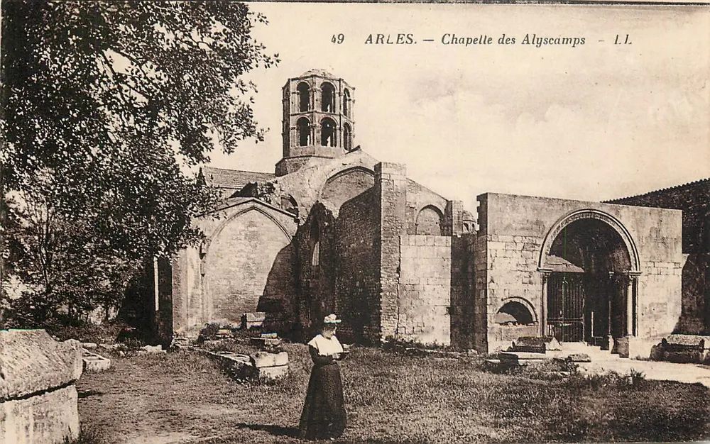 Arles — Capela dos Alyscamps — I.L. - Frente