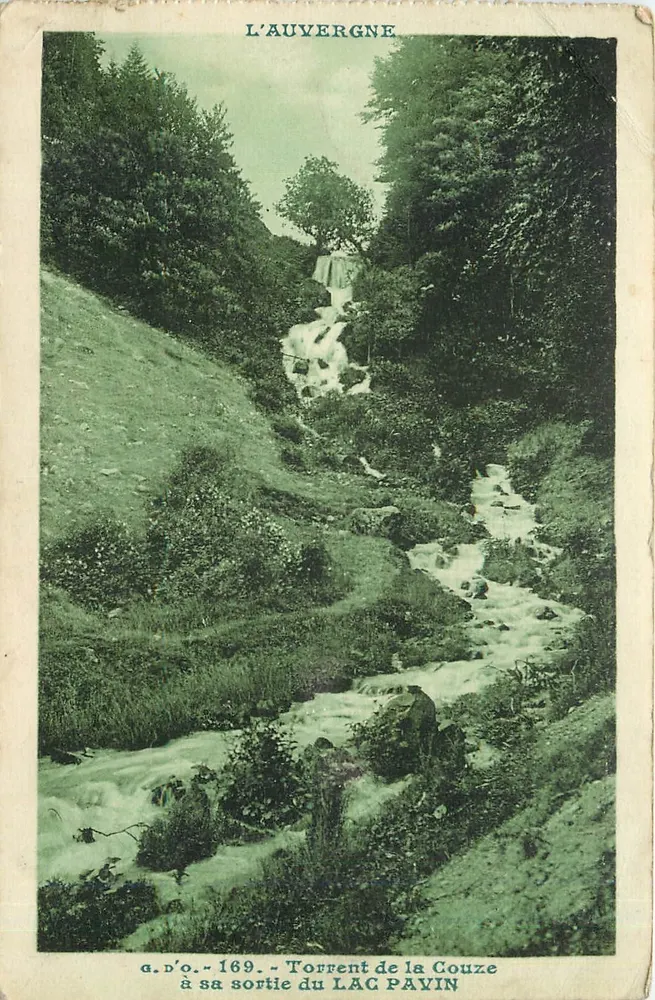 Bach der Couze bei ihrem Ausfluss aus dem See Pavin — Auvergne — J. Gontrelangent, Verlag - Vorderseite