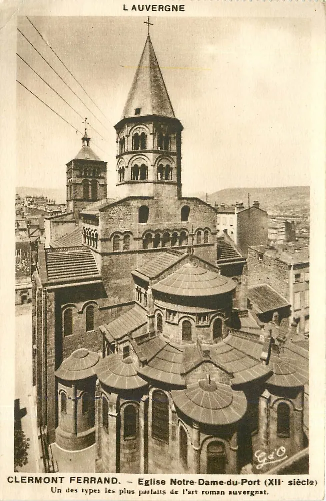Clermont Ferrand — Kirche Notre-Dame-du-Port (12. Jahrhundert) — Géo - Vorderseite