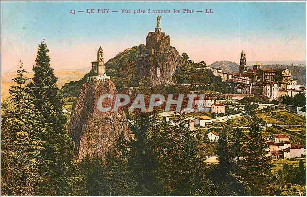 Le Puy — Vue prise à travers les Pins — LL - Recto