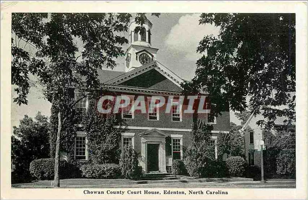 Chowan County Court House, Edenton, North Carolina — Verlag: Natural Finish Card Mfg. Co., Danville, Va. — Seriennummer E-8 - Vorderseite