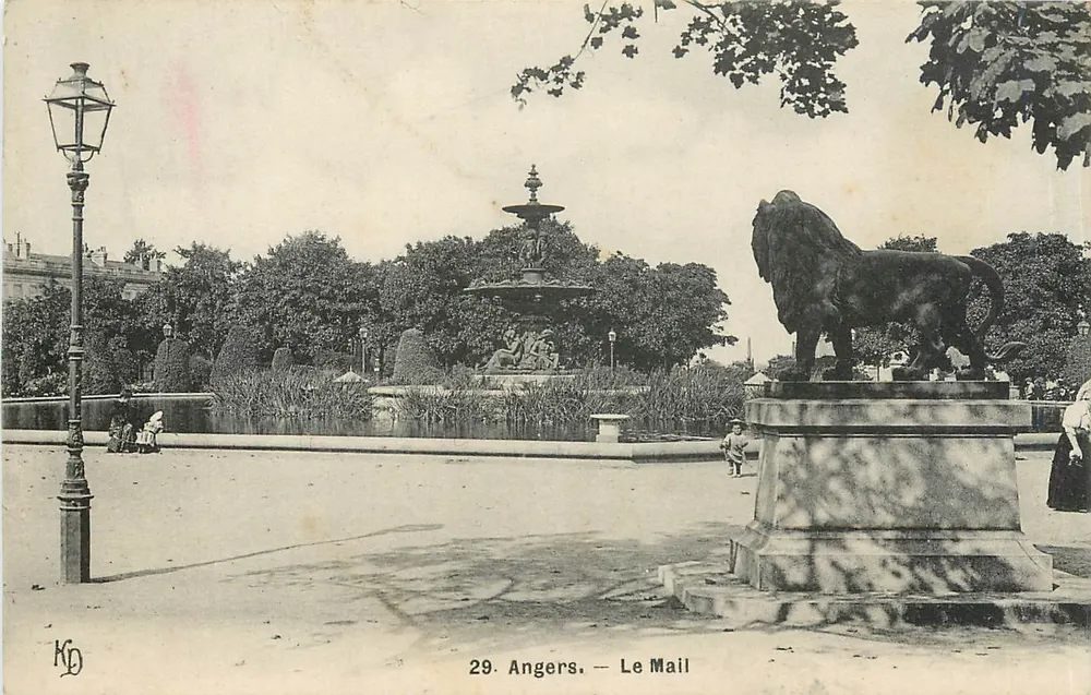 Angers — Le Mail — KD - Frente