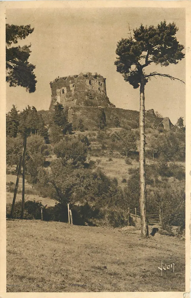 Murols - The Castle — Env. of ST-NECTAIRE (P.-de-D.) — Editions d'Art WOHN, no. 779 - Front