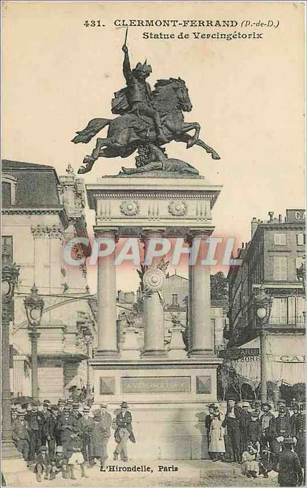 Clermont-Ferrand (P.-de-D.) — Estátua de Vercingétorix — L'Hironnelle, Paris - Frente