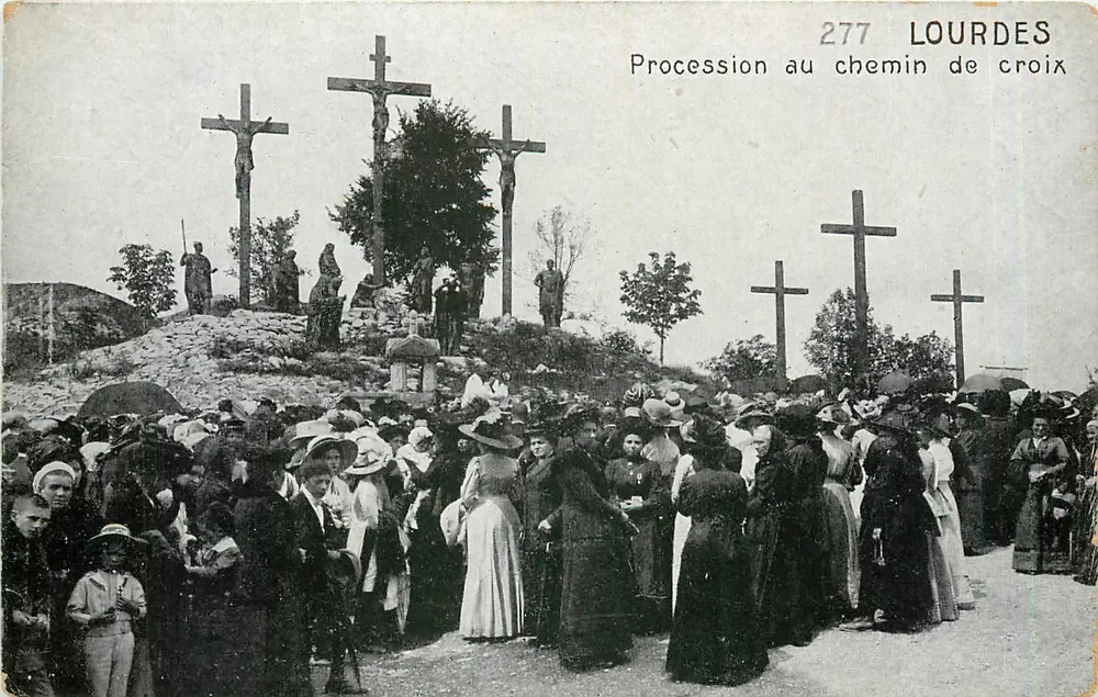 Lourdes — Processão no caminho da cruz — Lourdes, n° 277 - Frente