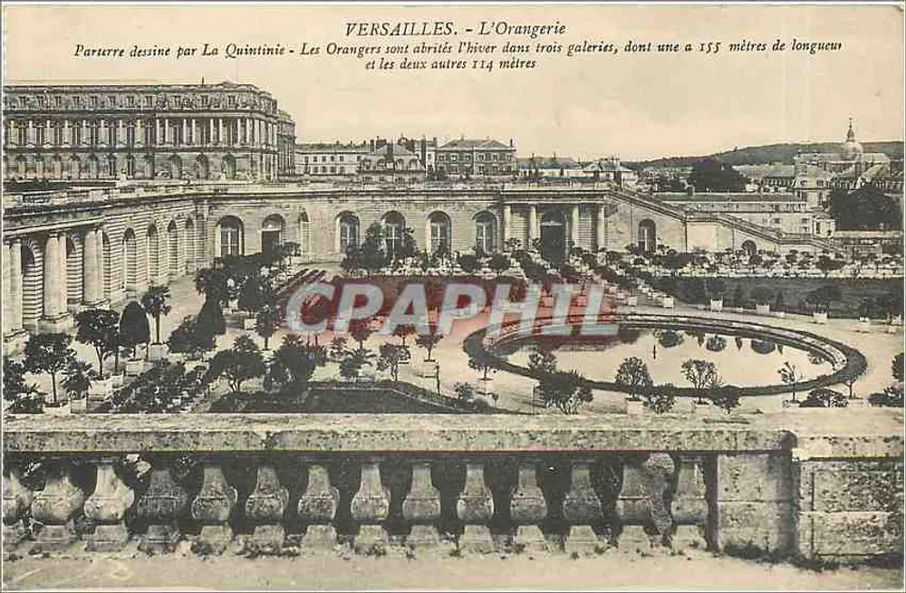 Versailles - Die Orangerie — Parterre entworfen von La Quintinie - Vorderseite