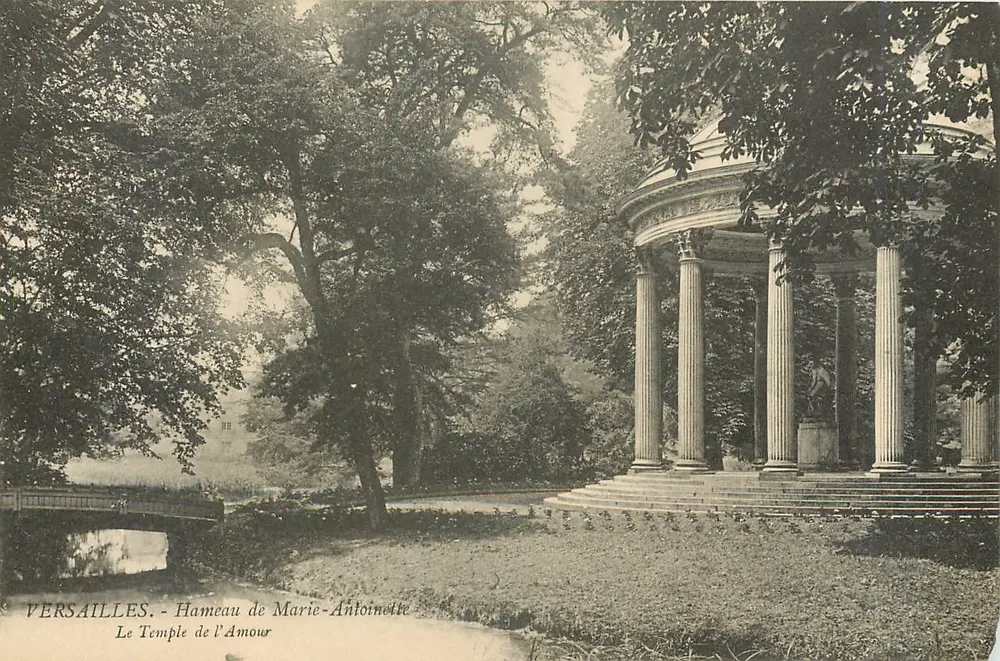 Versailles - Das Hameau Von Marie-Antoinette - Der Tempel Der Liebe - Vorderseite