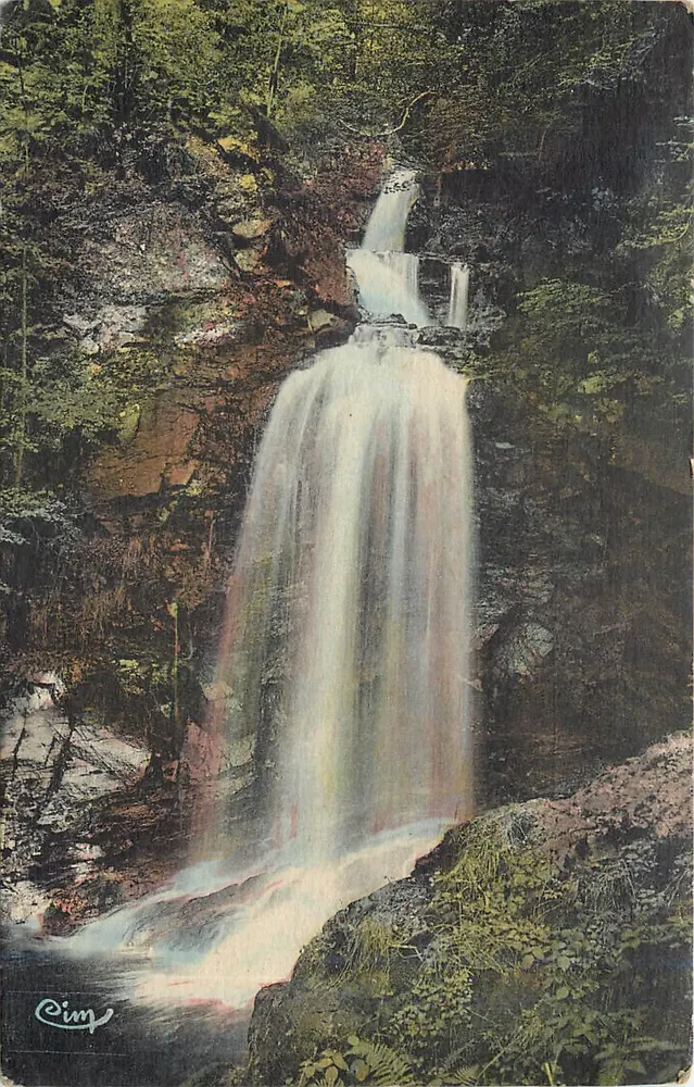 Cachoeira do Cornillon — Champs-sur-Tarentaine (Cantal) — Fot. Cornil & Macon - Frente