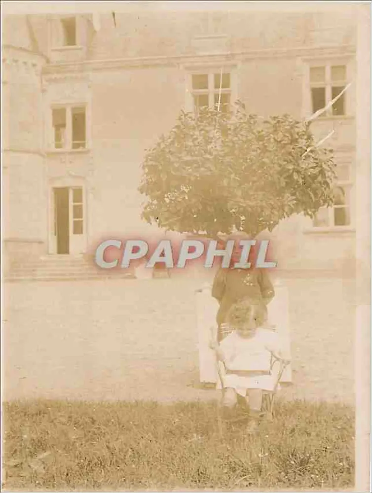 बच्चों के सामने एक किला — ओलिनियन एंड बॉब — मेन शहर — 1914 - आगे