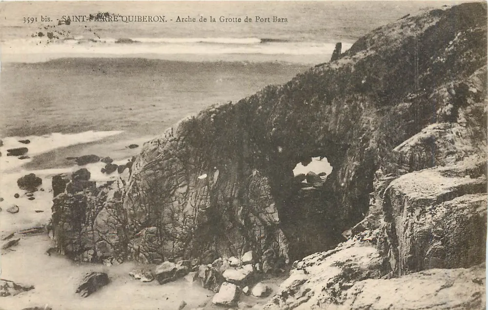 Saint-Pierre-Quiberon — Arche de la Grotte de Port Bara — éditeur Laurent-Saintumes, n° 3591 bis - Recto