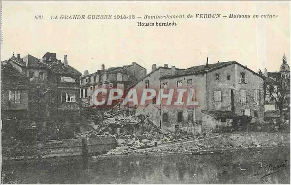 Verdun — Bombardamento de Verdun — Casas em ruínas — 1021 - Frente