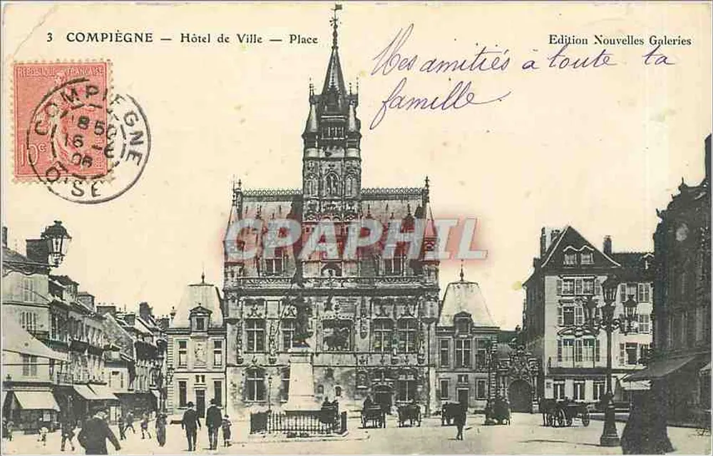 Compiègne — Stadhuis — Plein — Uitgave Nouvelles Galeries - Voorkant