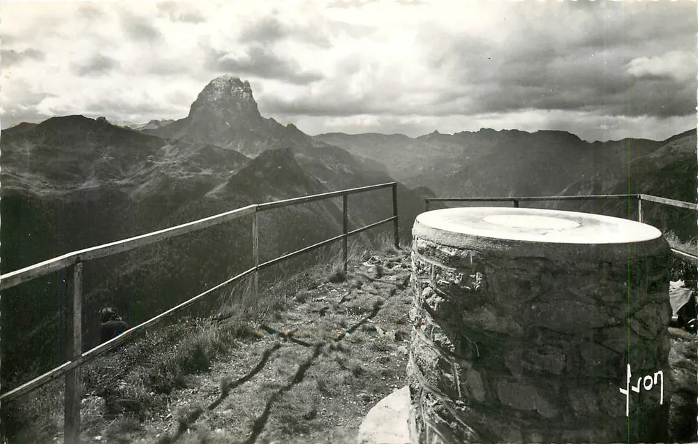 L'Artouste (B.-P.) — Orientierungstafel des Gipfels der Sagette und des Gipfels des Midi d'Ossau (2885 m.) — Les Éditions d'Art, Paris, 15, rue Marial - Vorderseite