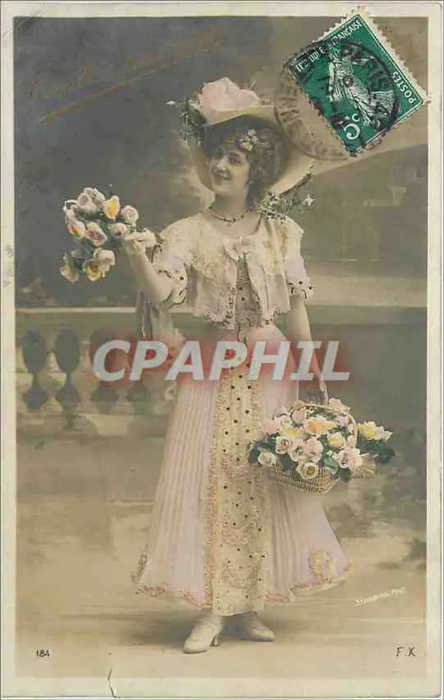 Jeune femme en robe de style 1900 — tenant un bouquet et un panier de fleurs — éditeur F.X. n°184 - Frente