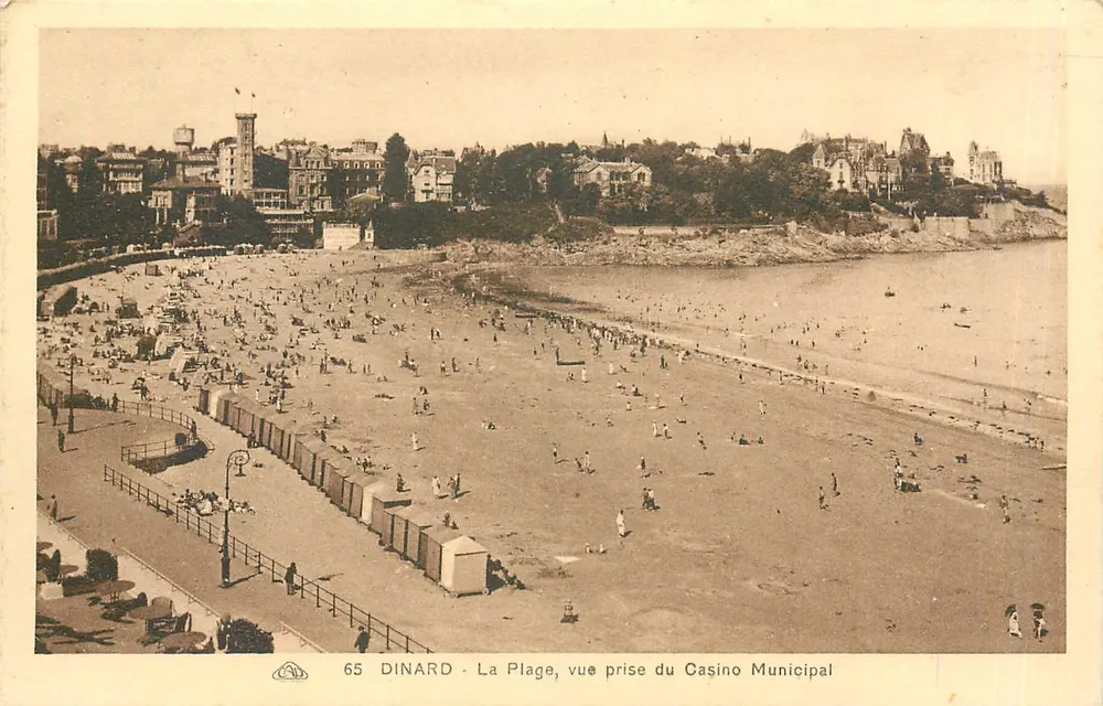 Dinard - Die Strand, Aufnahme vom Municipal Casino — n° 65 - Vorderseite