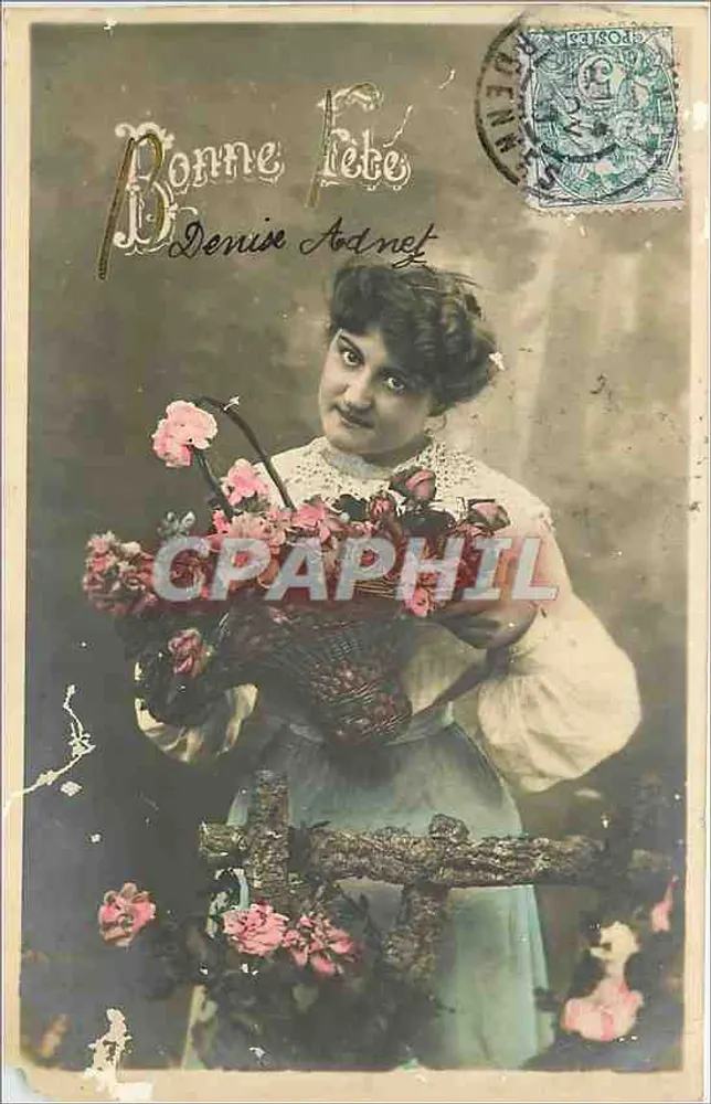 Femme tenant un panier de fleurs — Bonne Fête Denise Adnet — éditeur inconnu - Recto