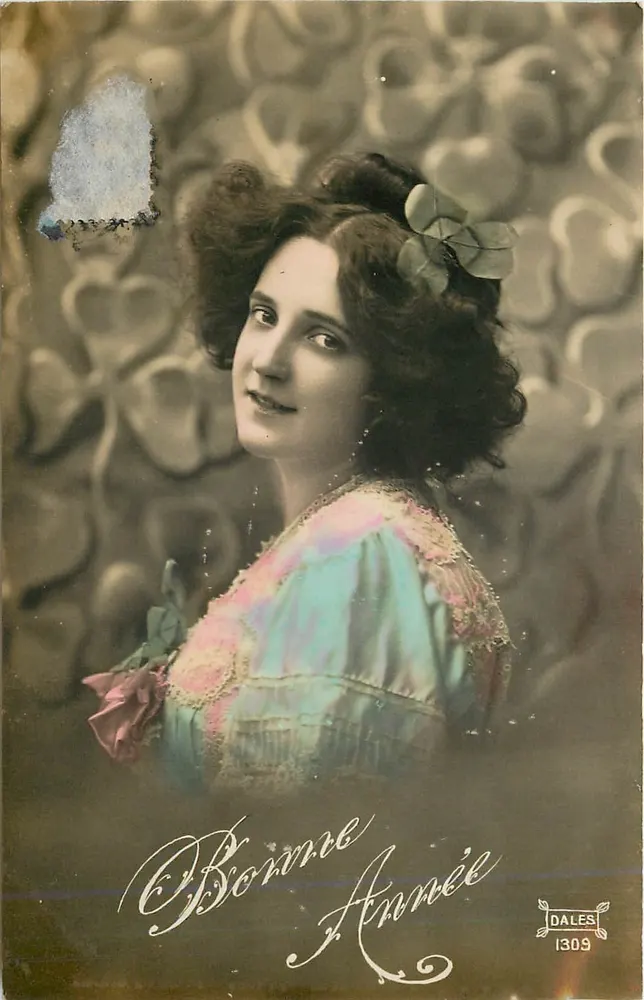 Mulher em vestido colorido — Boa Ano — DALES 1309 - Frente
