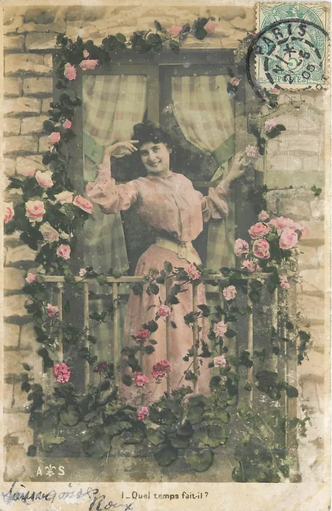 Femme au balcon entouré de roses — A. S. — éditeur A. S. - Recto