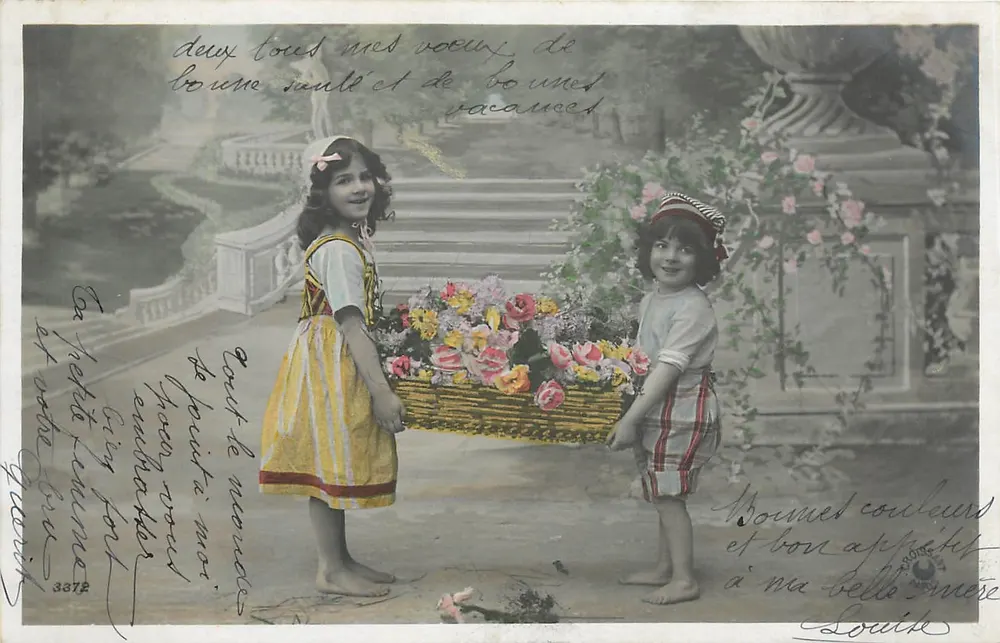 Dois crianças com um cesto de flores — Carta postal colorida — Editor G. Corréalis, n° 3372 - Frente