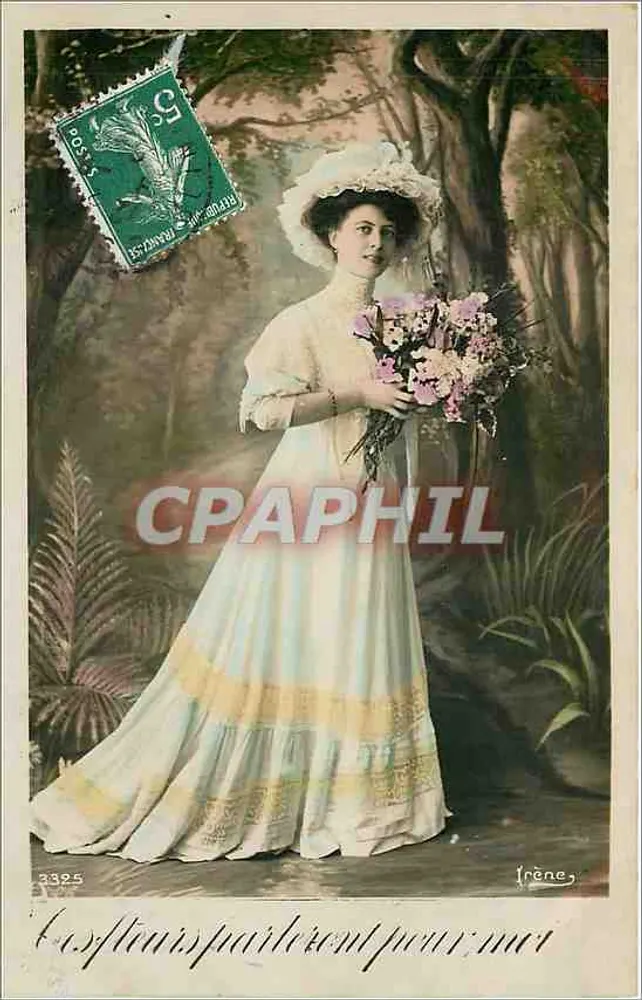 Mulher em vestido de baile — em um cenário florestal — Irène, n° 3325 - Frente