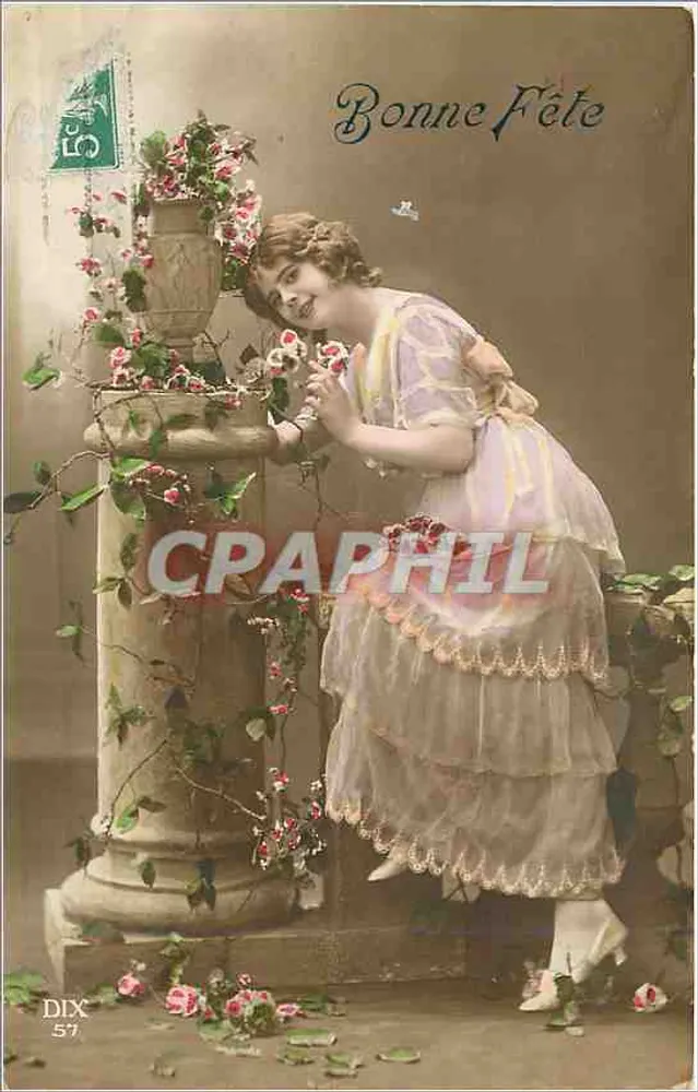 Jovem mulher em vestido de estilo Art Nouveau — Boa Festa — DIX 57 - Frente
