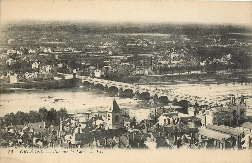 Orléans — Vue sur la Loire — LL. n°12 - Frente