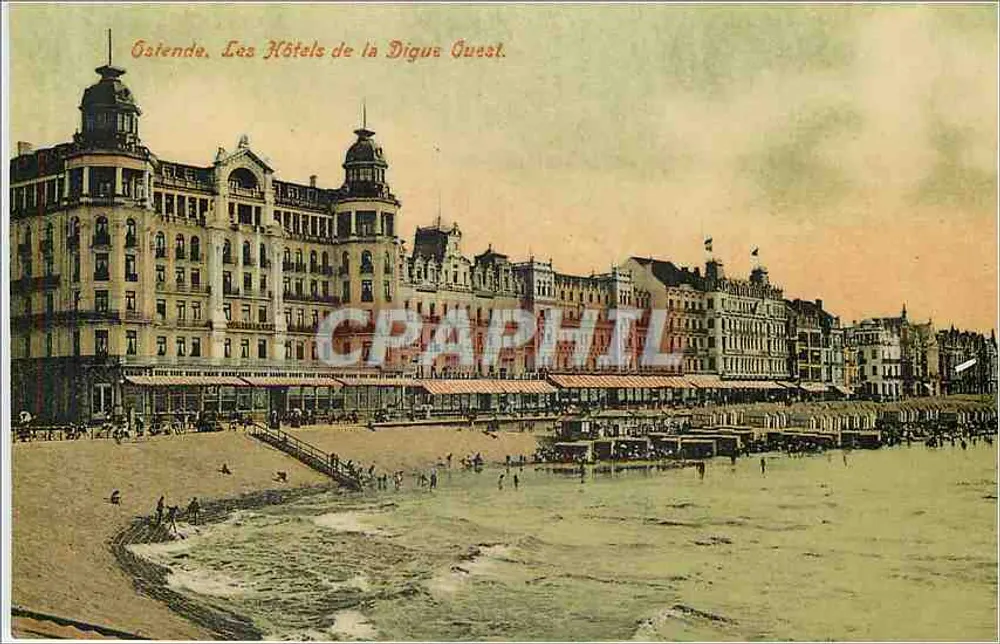 Ostende. Os Hotéis da Digue Oeste. — Vista panorâmica dos hotéis e da frente marítima — Editor não identificado, número de série não visível - Frente
