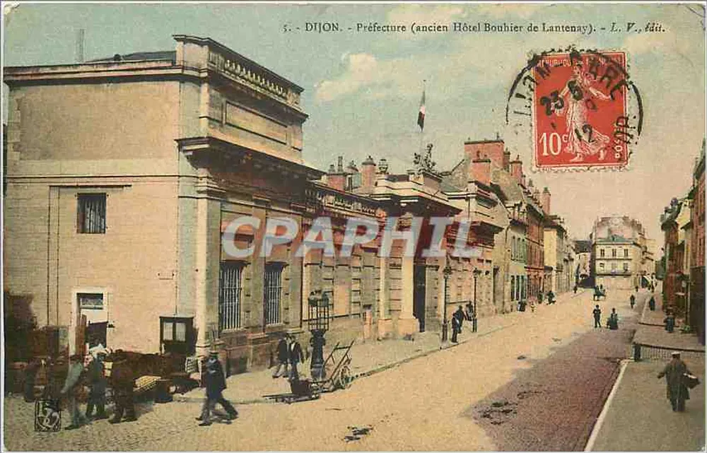 Dijon - Préfecture (ancien Hôtel Bouhier de Lantenay) — L. V., édit. - Recto