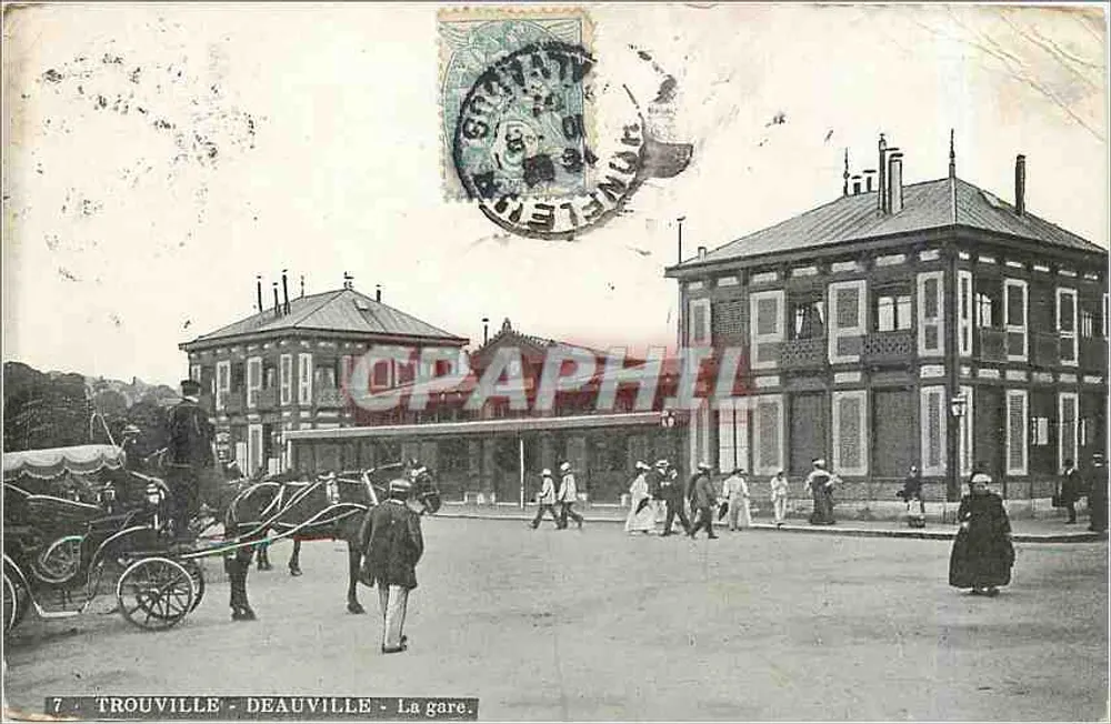 Trouville - Deauville - La gare — éditeur AQUA-PHOTO L.V. & Cie, n°7 - Recto