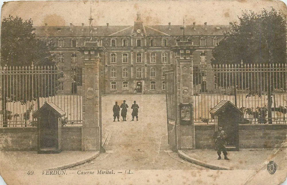 Verdun — Caserne Miribel — Lévy-Fils & Cie, Paris - Frente