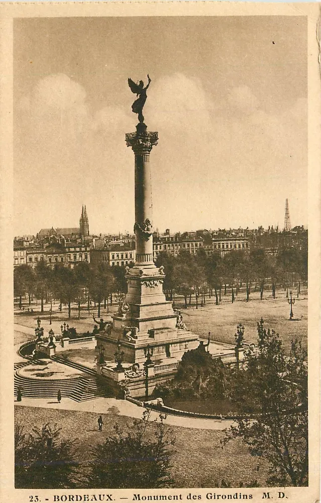 Bordeaux — Monument dos Girondinos — M.D. - Frente