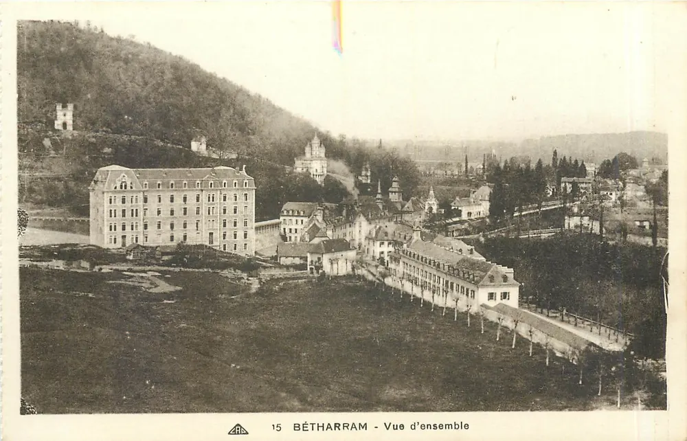 Bétharram - Vista geral — editor A.P.A. n°15 - Frente