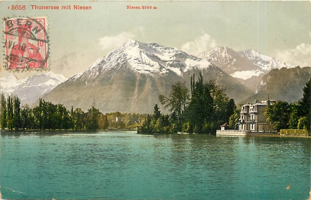 Thunersee com Niesen — vista do lago e do monte Niesen a 2366 m — editor BELVATA, n° 5656 - Frente