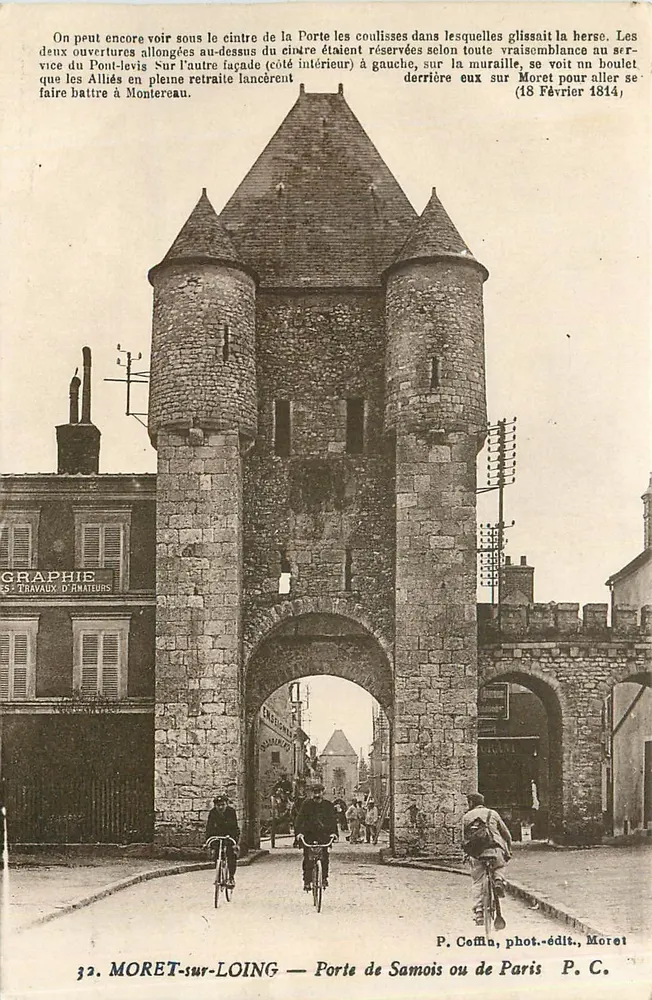 MORET-sur-LOING — Porte de Samois ou de Paris — P. Coffin, phot.-édit., Moret - Recto