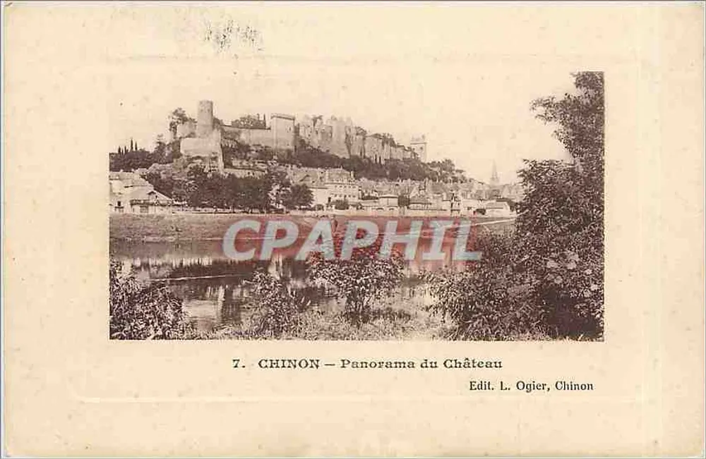 Chinon – Panorama do Castelo — Edit. L. Ogier, Chinon, n°7 - Frente