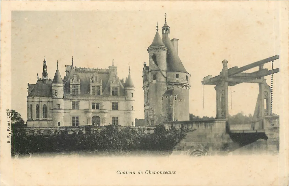Castelo de Chenonceaux — vista do castelo e do ponte levadiça — B.F. Paris - Frente