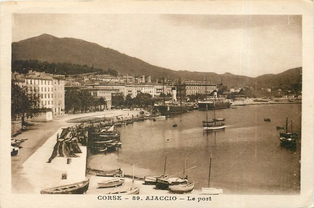 Córsega - 89. Ajaccio - O porto — Edições A. Tomas - Frente
