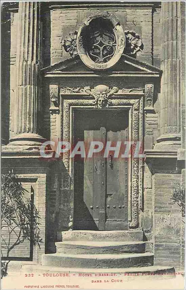 Toulouse - Hôtel d'Asséat - Kleine Renaissance-Tür - Vorderseite