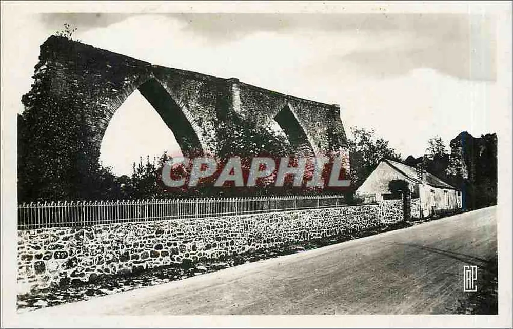 Coutances — O antigo aqueduto romano — Réal-Histoire G.A.P. - Paris - Frente