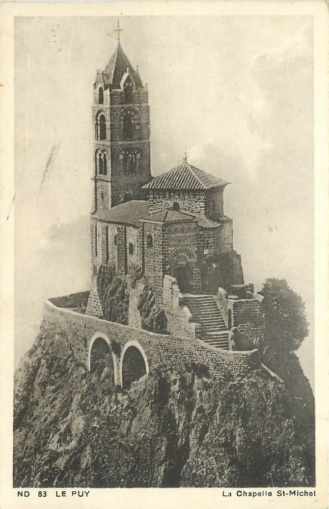 A Capela São Miguel — Le Puy — ND 83, editada por CI DES ARTS PHOTOMÉLANGE - Frente