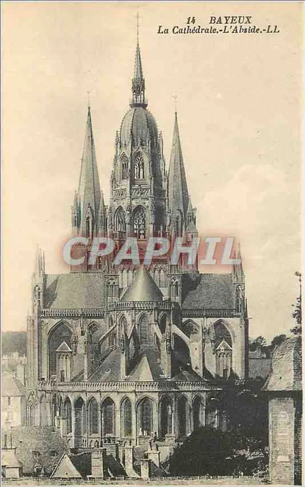 Bayeux — A Catedral, A Abside — LL - Frente