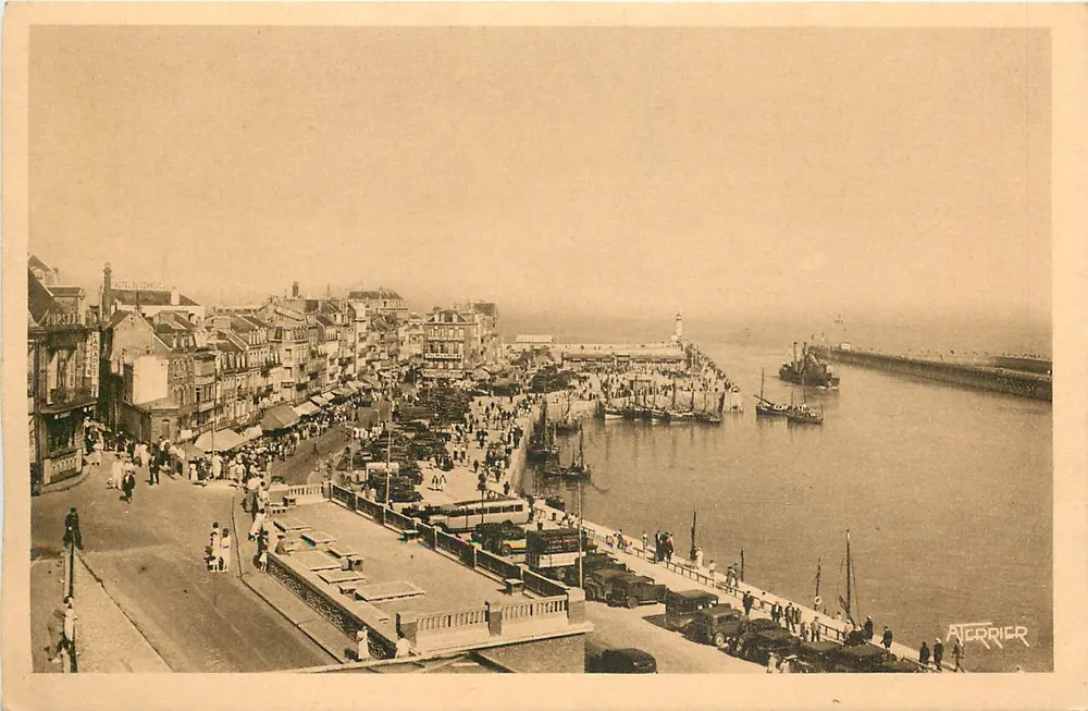 Le Tréport (S.-I.) — Le port et les quais — A. Terrier - Recto