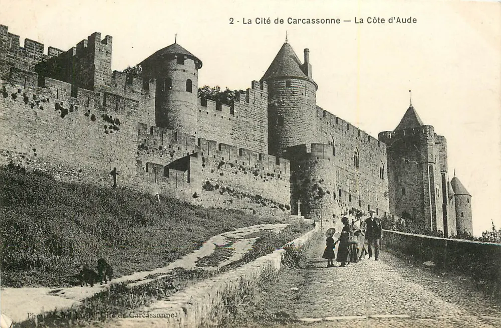 A Cidade de Carcassonne — A Costa da Aude — Foto da Cidade de Carcassonne - Frente