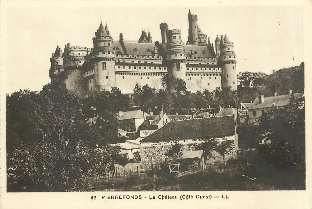 PierreFonds - Le Château (Côté Ouest) — LL - Awers