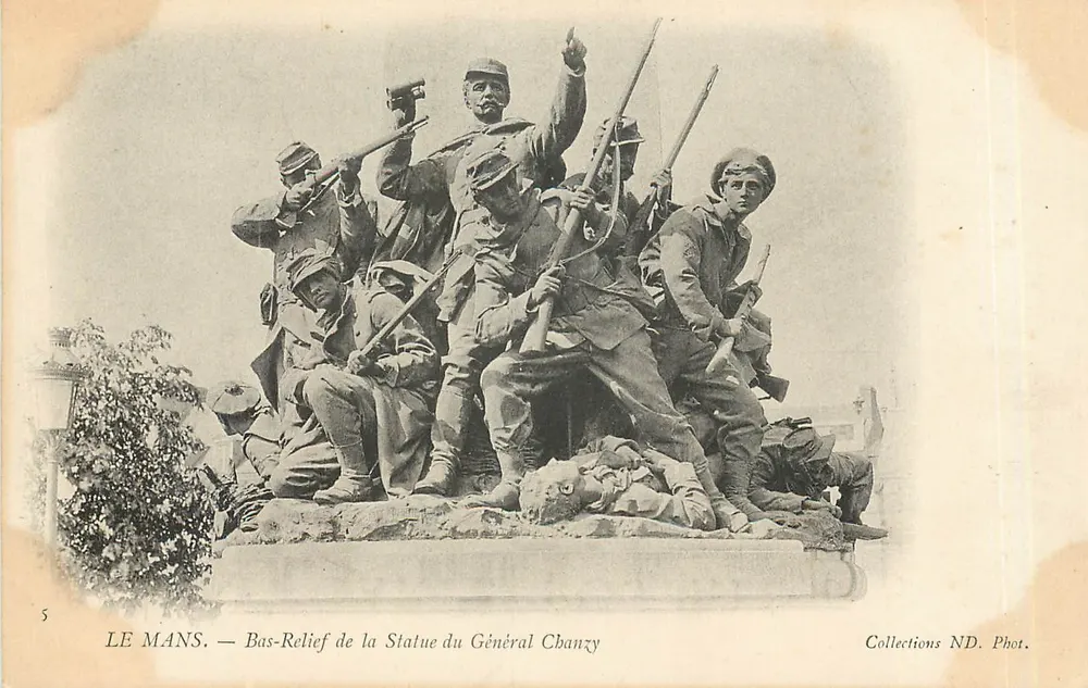 Le Mans — Bas-Relief da Estátua do Geral Chanzy — Collections ND. Phot. - Frente